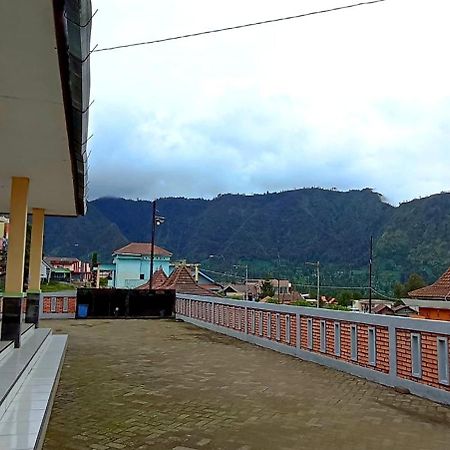 Bromo Holiday Guest House Ngadisari Exterior foto